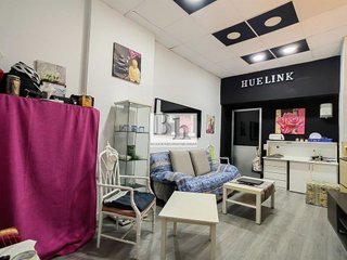 Local comercial en venta en Parque Ayala - Jardín de la Abadía - Huelín en Málaga