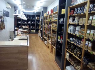 Local comercial en alquiler en Instituts - Universitat en Lleida