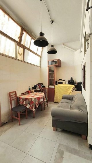 Local comercial en venta en La Torrassa en Hospitalet de Llobregat, L´