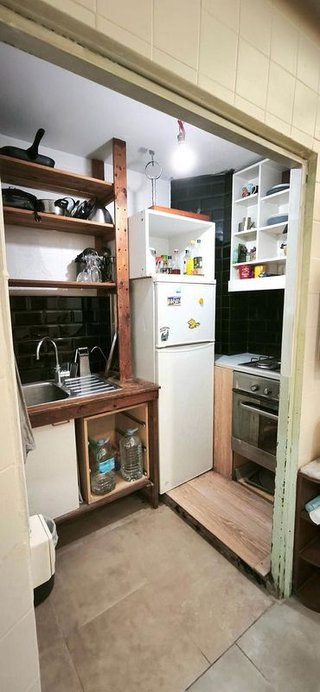 Local comercial en venta en La Torrassa en Hospitalet de Llobregat, L´