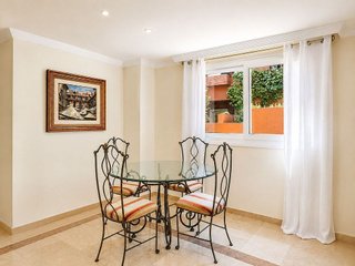 Casa adosada en alquiler en Los Monteros - Bahía de Marbella en Marbella