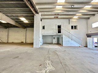Nave industrial en venta en Manlleu