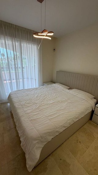 Piso en alquiler en Los Naranjos - Las Brisas en Marbella