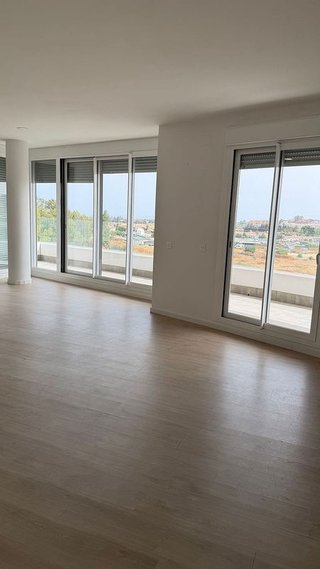 Piso en alquiler en Nueva Andalucía centro en Marbella