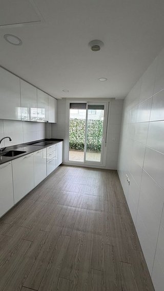 Piso en alquiler en Nueva Andalucía centro en Marbella