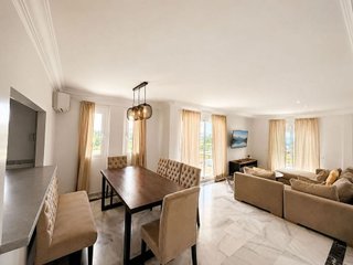 Dúplex en alquiler en Lomas de Marbella Club - Puente Romano en Marbella