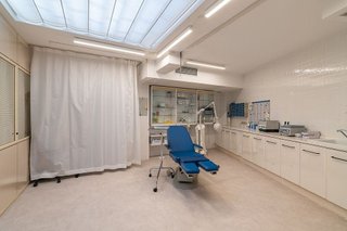 Nave industrial en alquiler en Les Corts en Barcelona