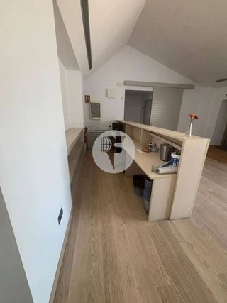 Oficina en alquiler en Ca n'Aurell en Terrassa