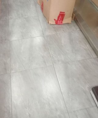 Local comercial en alquiler en Albors en Valencia