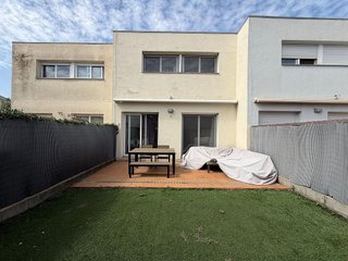 Casa en alquiler en Vilablareix