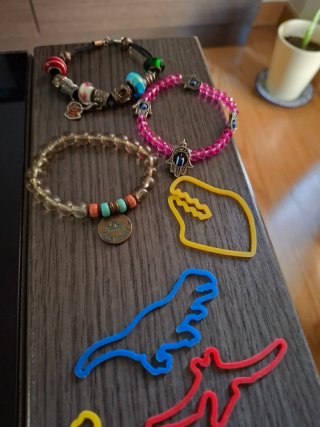 Set de pulseras variadas