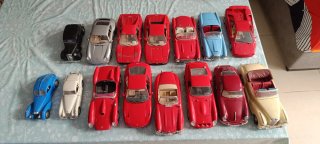 15 Coches Clásicos a Escala Colección