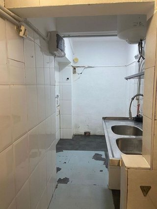 Local comercial en alquiler en Bami - Tabladilla - La Estrella en Sevilla