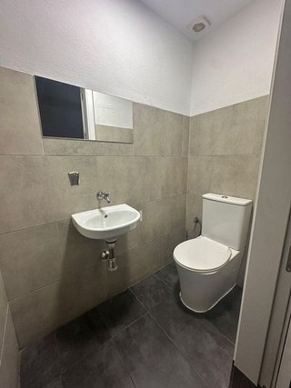 Local comercial en alquiler en Bami - Tabladilla - La Estrella en Sevilla