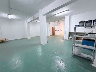 Local comercial en alquiler en Campo Grande - Arco Ladrillo en Valladolid