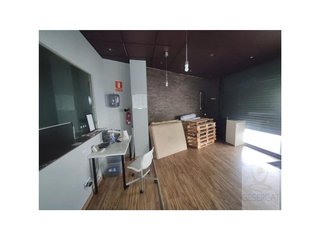 Local comercial en venta en Zona Mercat en Rubí