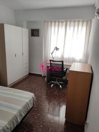 Piso en alquiler en Beteró en Valencia