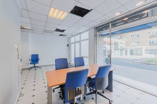 Local comercial en alquiler en Les Corts en Barcelona
