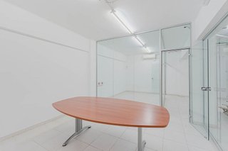 Local comercial en alquiler en Les Corts en Barcelona