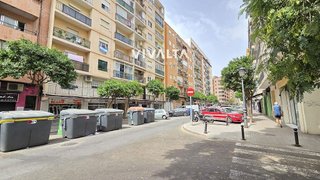Local comercial en alquiler en Ciutat Jardí en Valencia