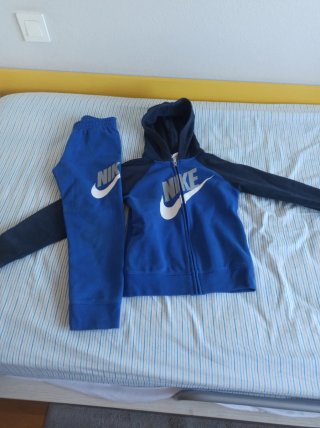 Chándal Nike Niño Azul 110/116cm.