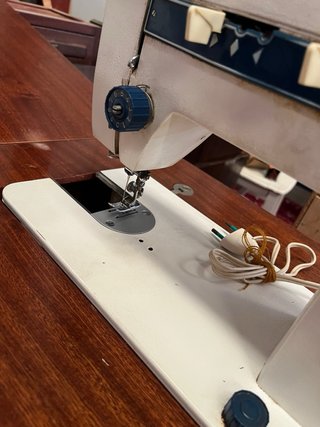 Máquina de coser SIGMA