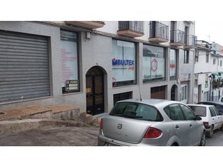 Local comercial en venta en Montefrío