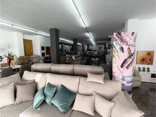 Local comercial en venta en Montefrío