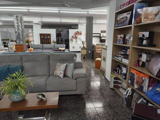 Local comercial en venta en Montefrío