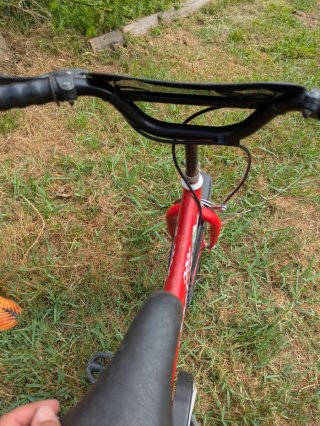 Bicicleta Rayo McQueen Roja