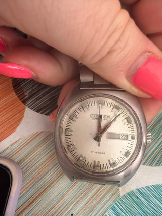 Reloj Citizen Automático Plata y Blanco