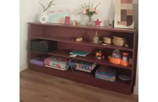 Estantería de salón madera granate