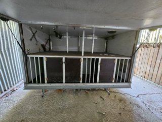 Caja para remolque de perros