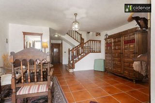 Casa adosada en venta en Yerri