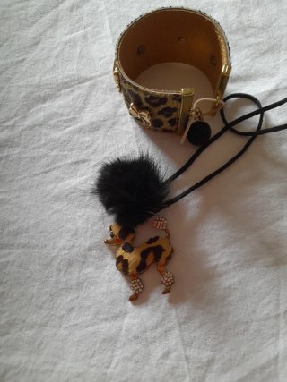 Collar y pulsera a juego