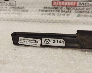 Volkswagen 3c9839475e moldura passat basis 165897