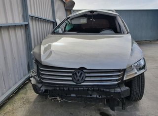 Volkswagen 3c9839475e moldura passat basis 165897
