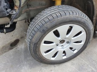 Volkswagen 3c9839475e moldura passat basis 165897