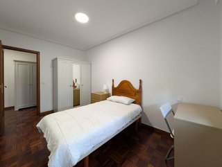 Piso en alquiler en Alisal - Cazoña - San Román en Santander