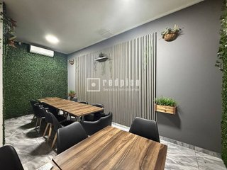 Local comercial en venta en Parque Mediterráneo - Santa Paula en Málaga