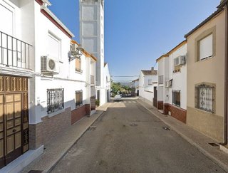 Casa adosada en venta en Andújar