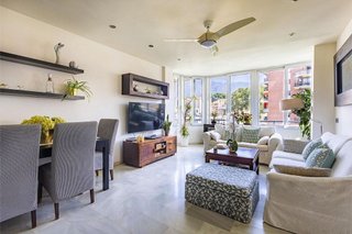 Ático en venta en Playa de la Fontanilla en Marbella