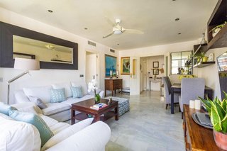 Ático en venta en Playa de la Fontanilla en Marbella