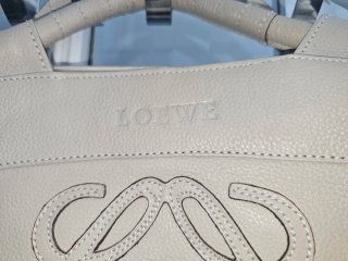 Bolso Loewe Beige Piel Logo Anagrama