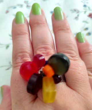 Anillo artesanal formas caramelos multicolor