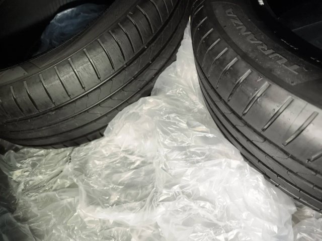 2 Neumáticos Bridgestone 205/55 R16 V