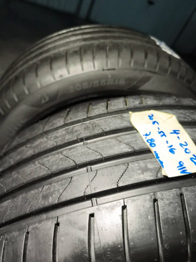2 Neumáticos Bridgestone 205/55 R16 V