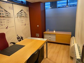 Oficina en alquiler en Centro en Logroño