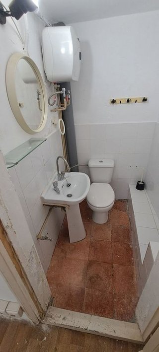 Local comercial en alquiler en La Salut en Barcelona