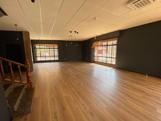 Local comercial en alquiler en Rianxo